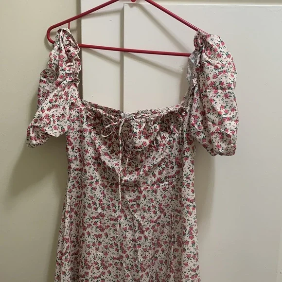 Spring Dress - Picture 3 of 8